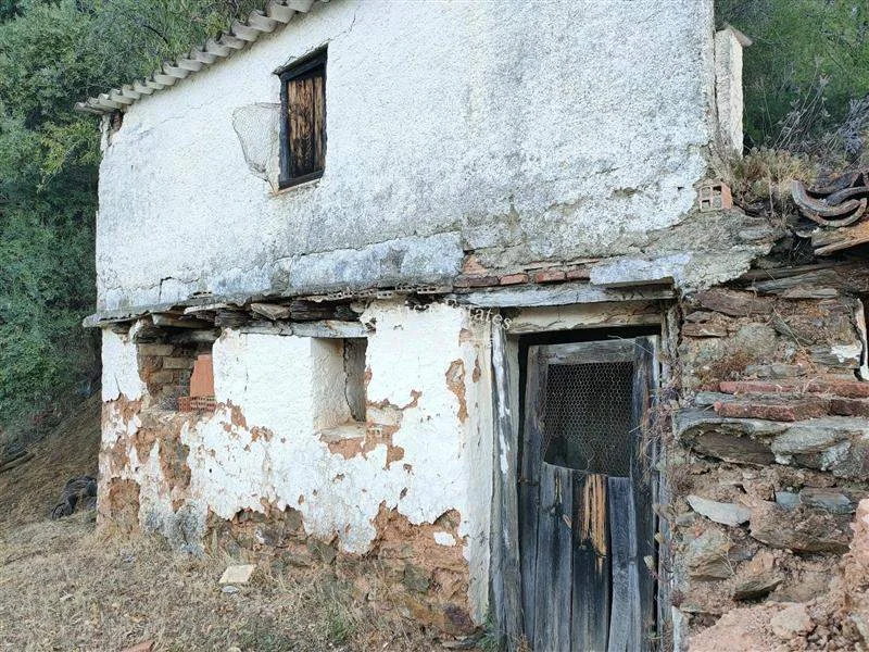 Finca para reformar con casa de 70 m²