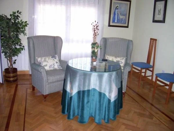 Good-condition La Lastrilla flat, 3 bedrooms