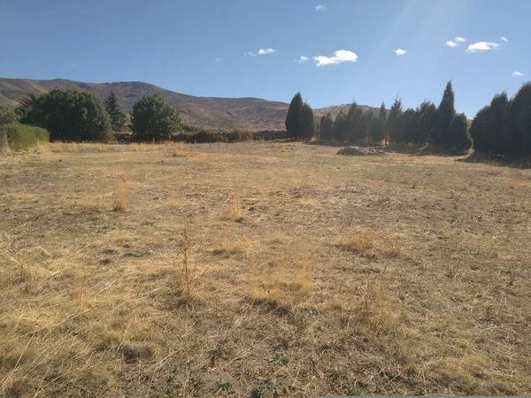 Parcela urbana de 2.000 m² en Otero de Herreros