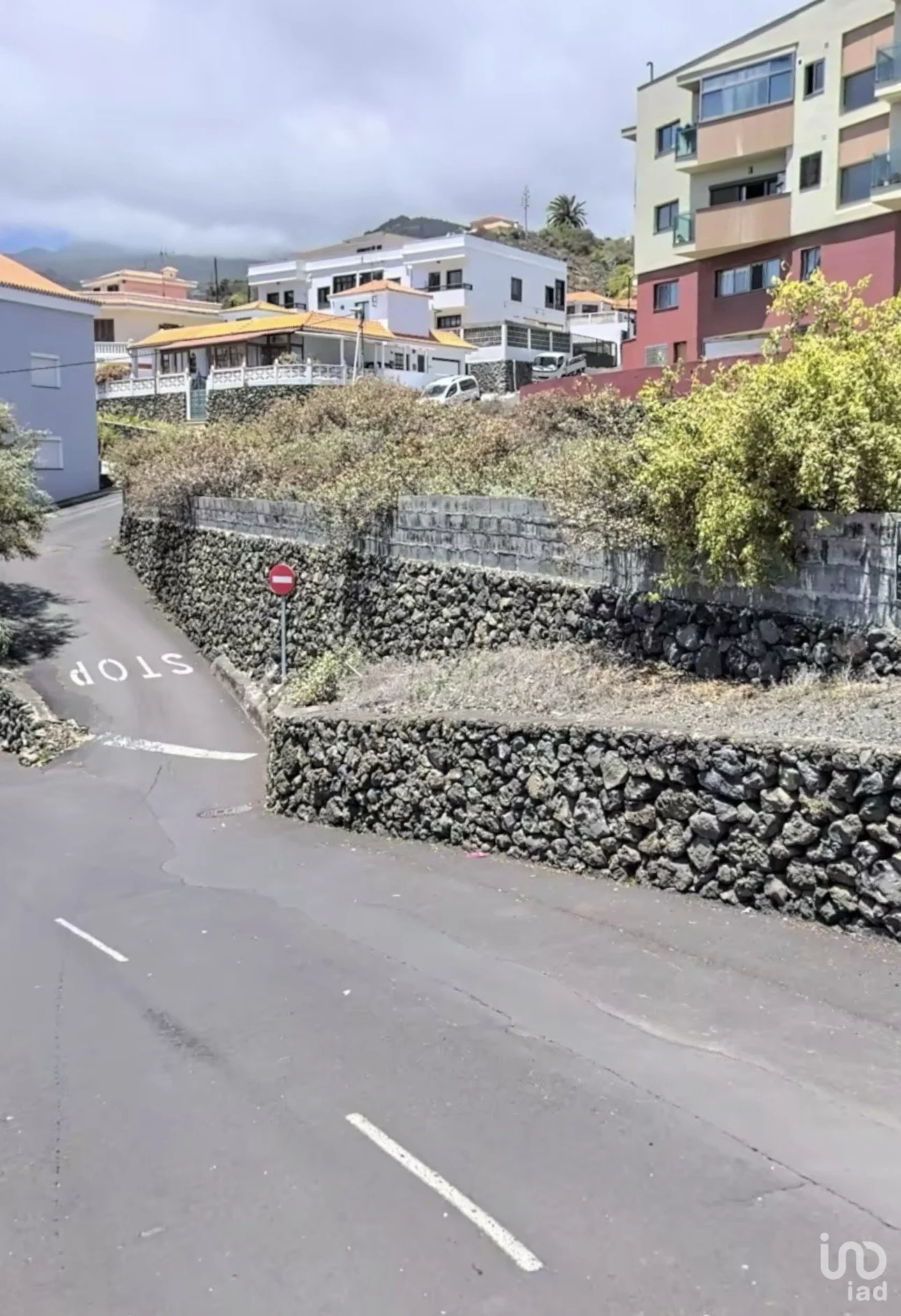Developable coastal plot with sea views