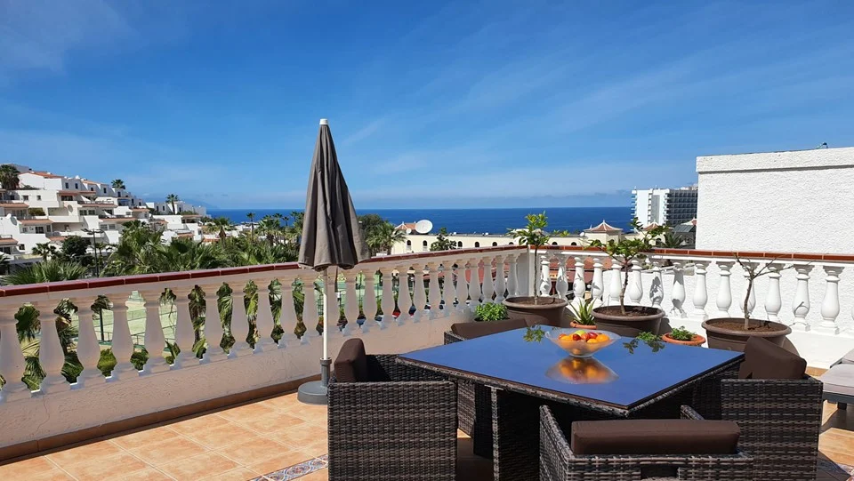 South-facing Los Gigantes apartment, 2 bedrooms
