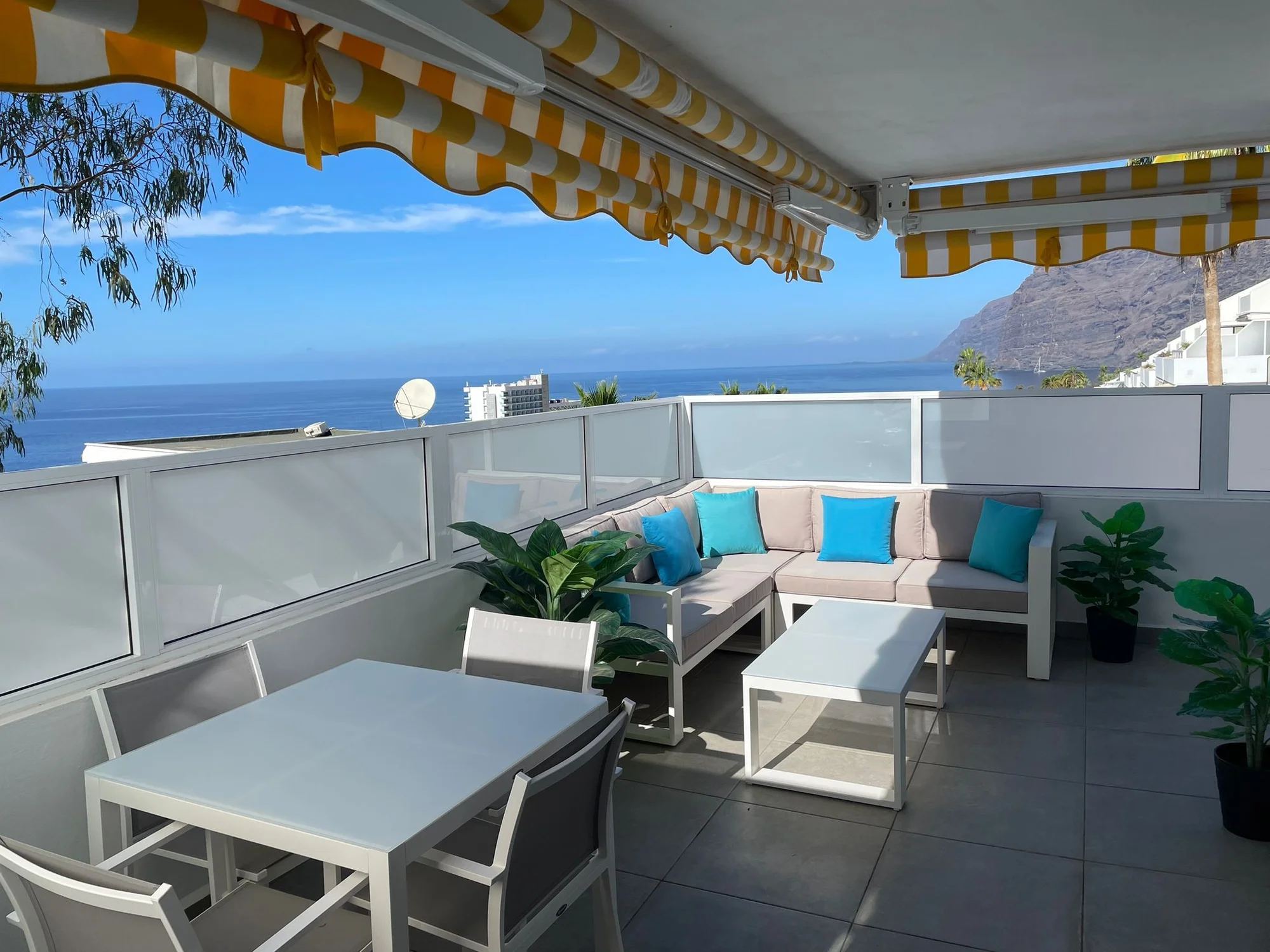 Apartamento amueblado en Los Gigantes, 133 m²
