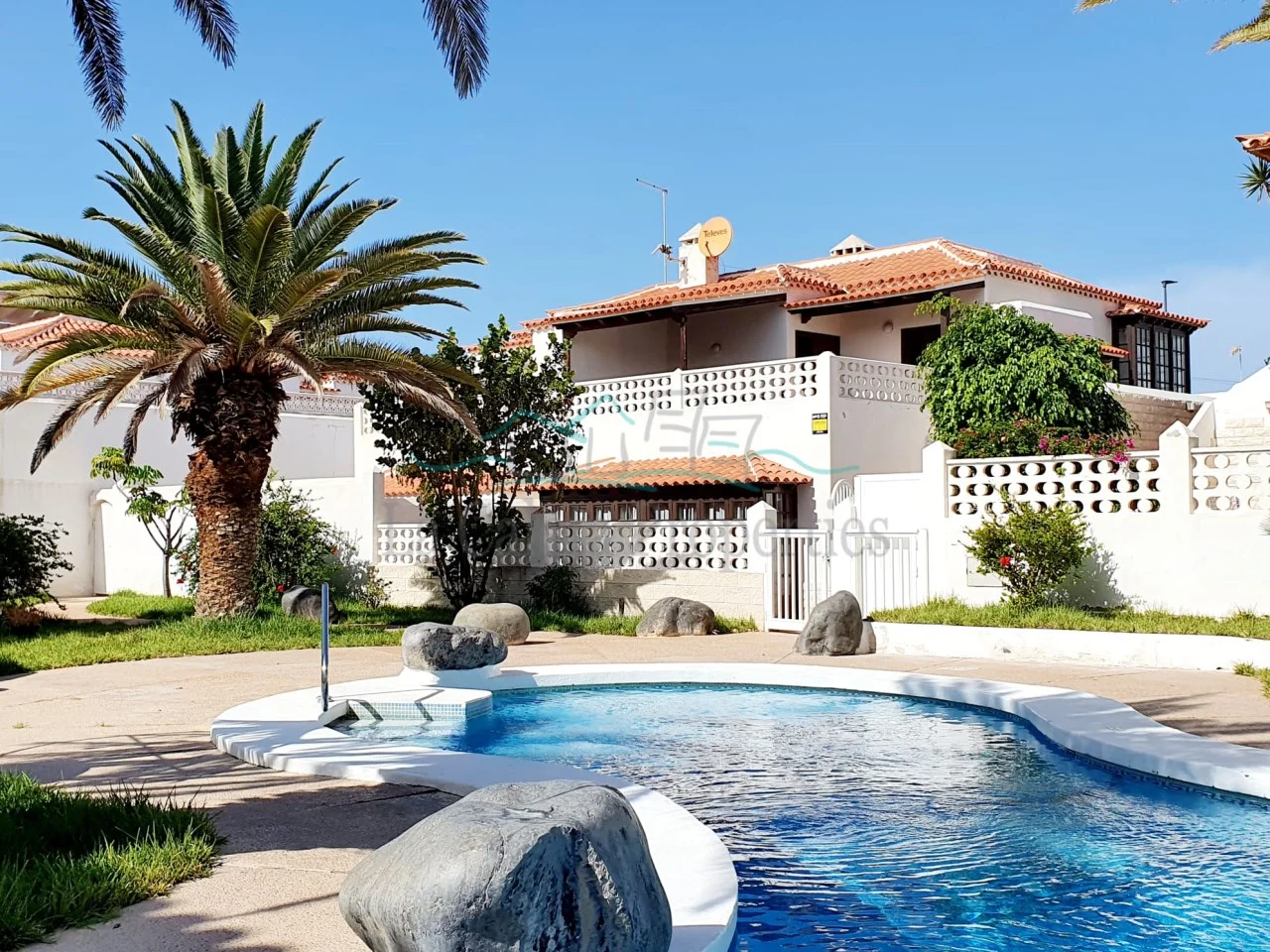 Villa con vistas al mar en La Caleta