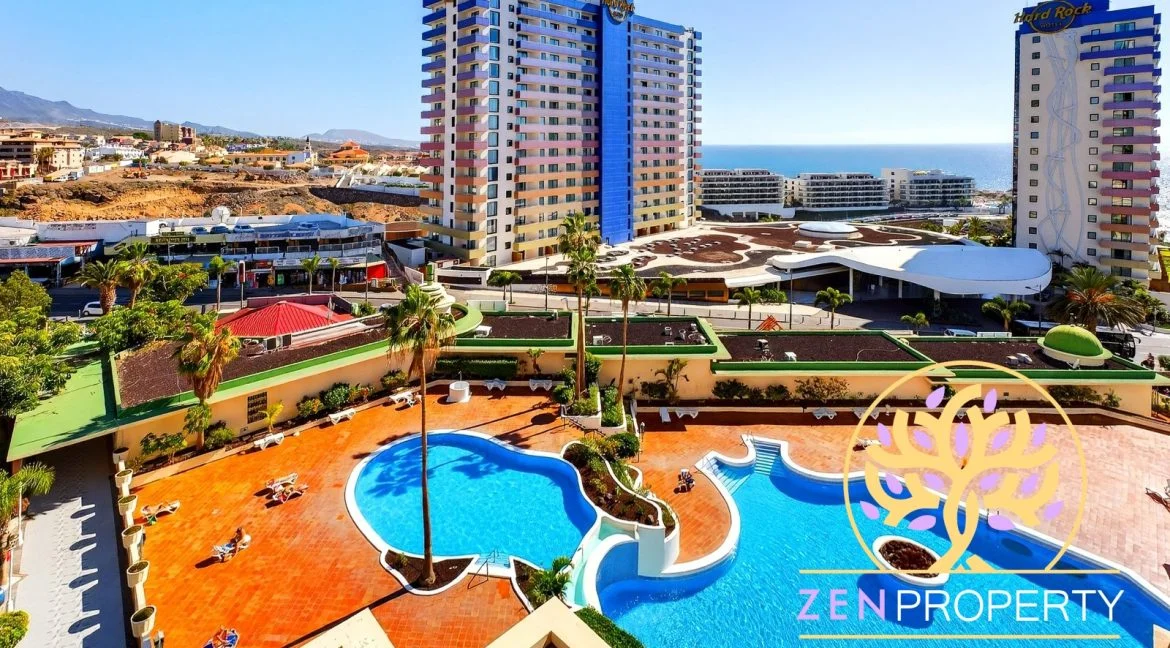 Reformed Playa Paraíso apartment, 2 bedrooms