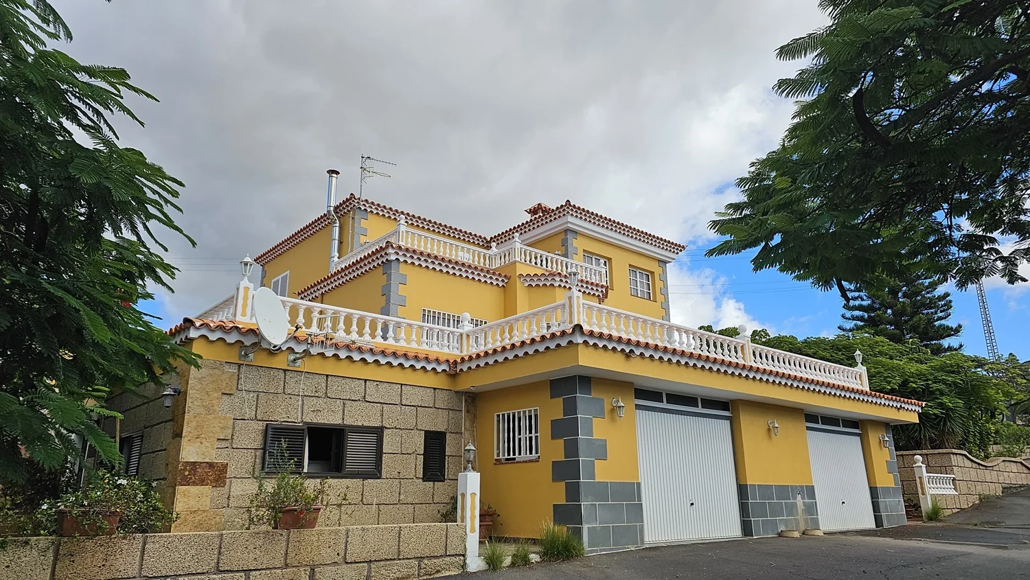 New villa in Las Zocas, 3,078 m² plot
