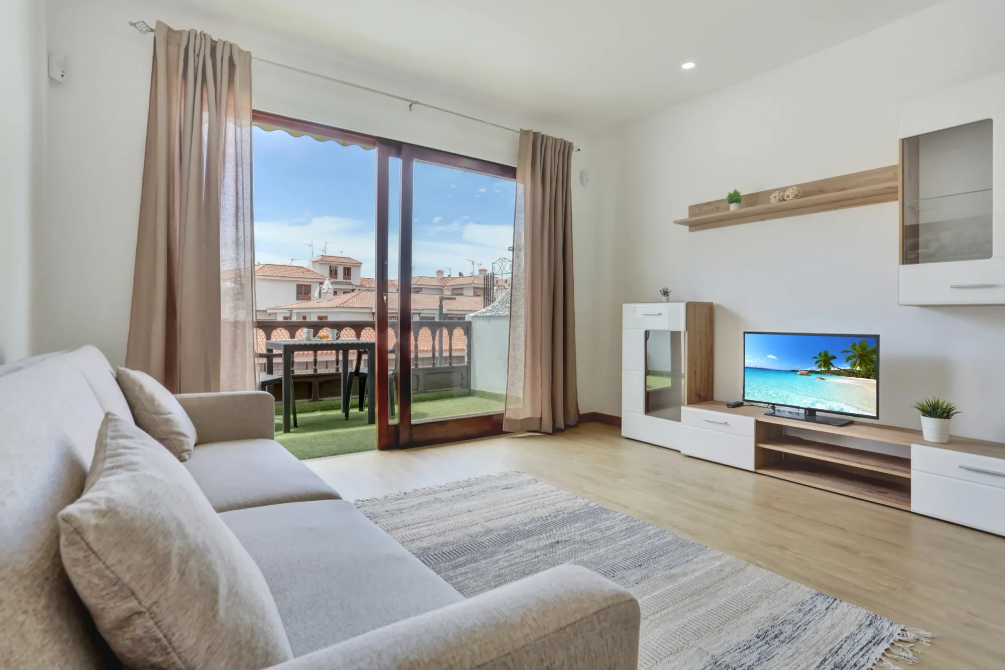 Renovated Los Gigantes apartment, 1 bedroom