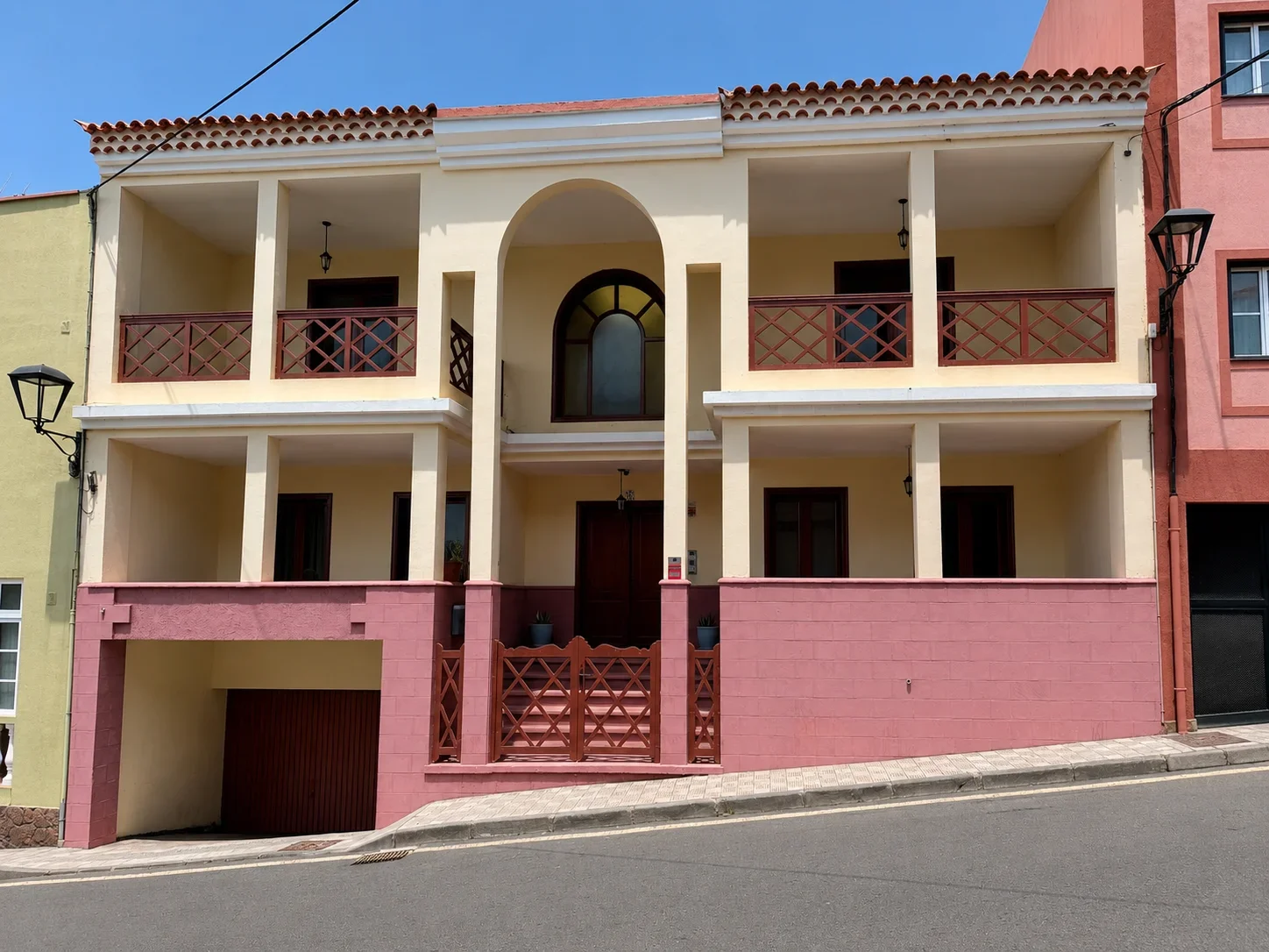 Los Realejos villa with 385 m²