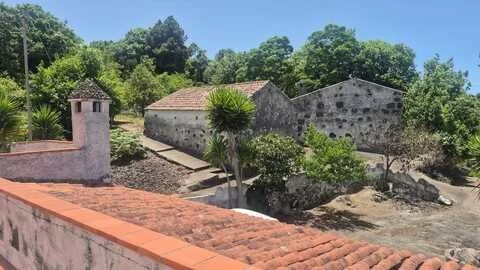 Large equestrian finca with Teide views