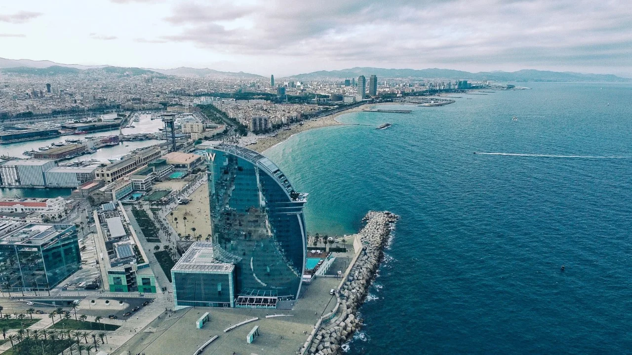 Five-star Barceloneta hotel, 470 rooms