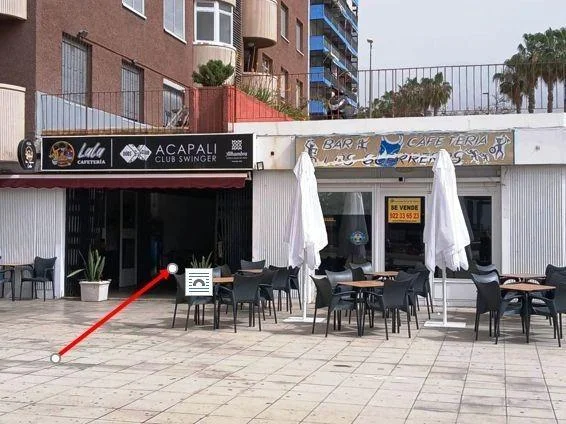 Amplio almacén en Playa Jardín