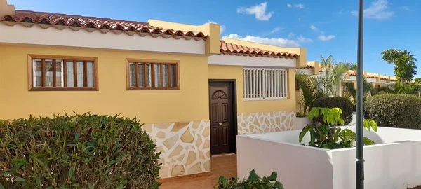 Piso de un dormitorio con piscina comunitaria
