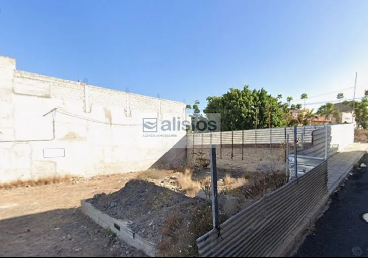 Urban plot in Buzanada, 363 m²