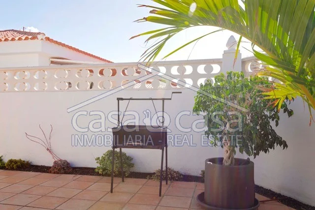 Three-bedroom bungalow in Callao Salvaje