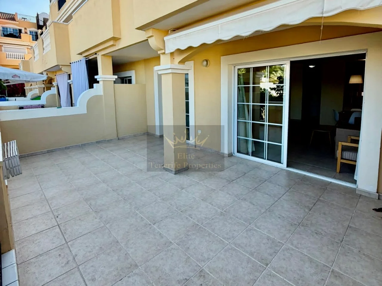 Apartamento con terraza y potencial de reforma