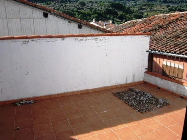 Casa de pueblo de tres dormitorios en Baños