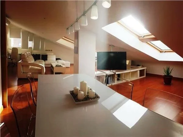 Central Béjar penthouse, 75 m², garage