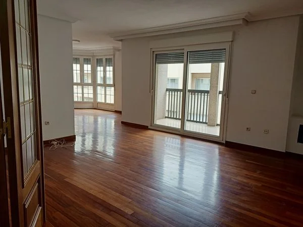 Central Béjar flat, 125 m², 3-bed