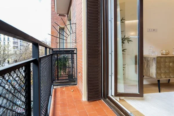 Piso exterior en Castellana, 98 m², ascensor