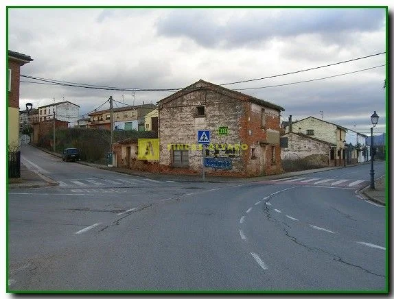 Solar urbano en Azofra de 510 m²