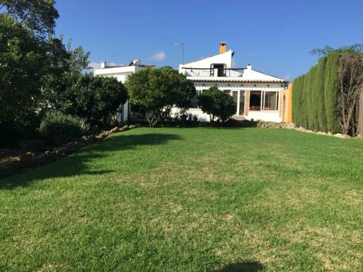 Casa rural con piscina y huerto
