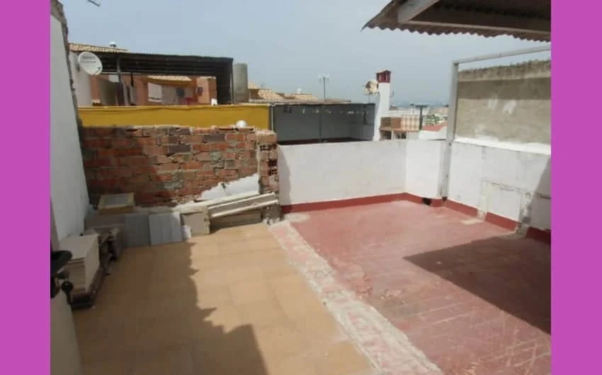Adosado bancario con azotea de 53 m²