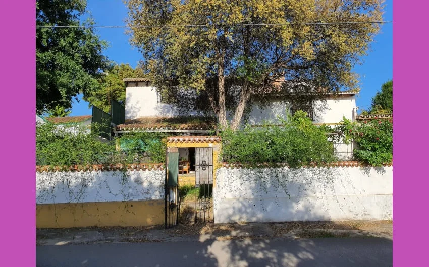 Casa rural de tres dormitorios con potencial