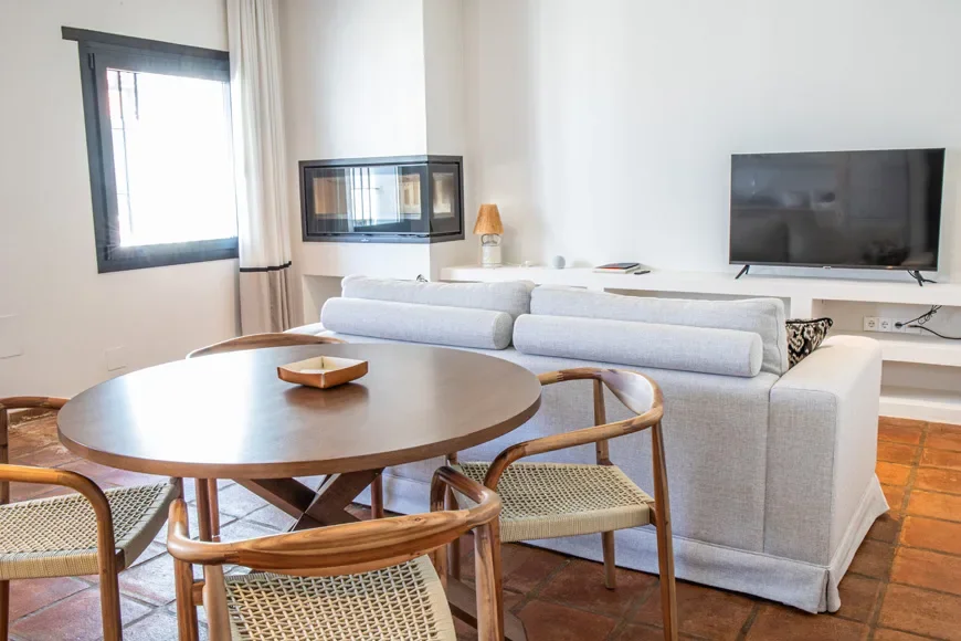Renovated rural dwelling, one bedroom