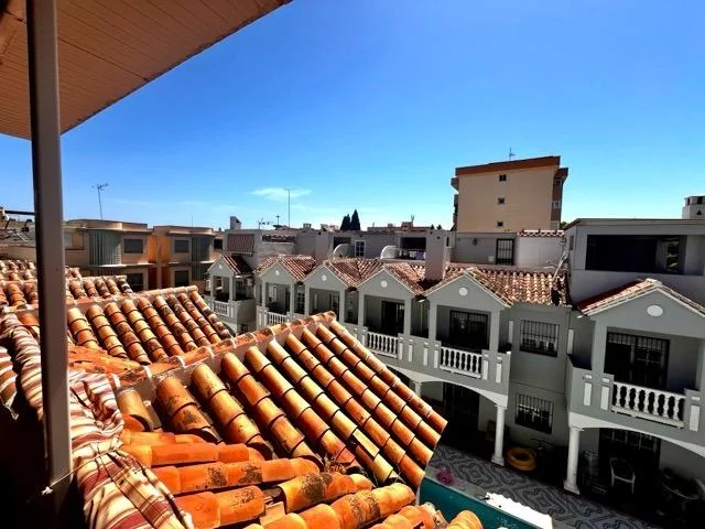 Renovation-potential townhouse, 4 bedrooms, Torremolinos