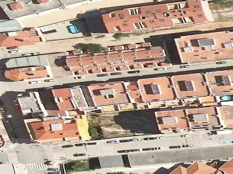 Local comercial en subasta en planta baja