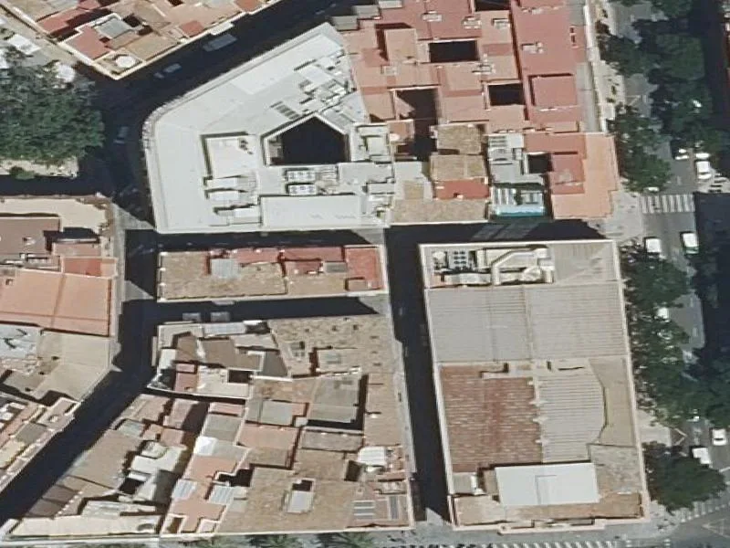 Local comercial en subasta en Valencia